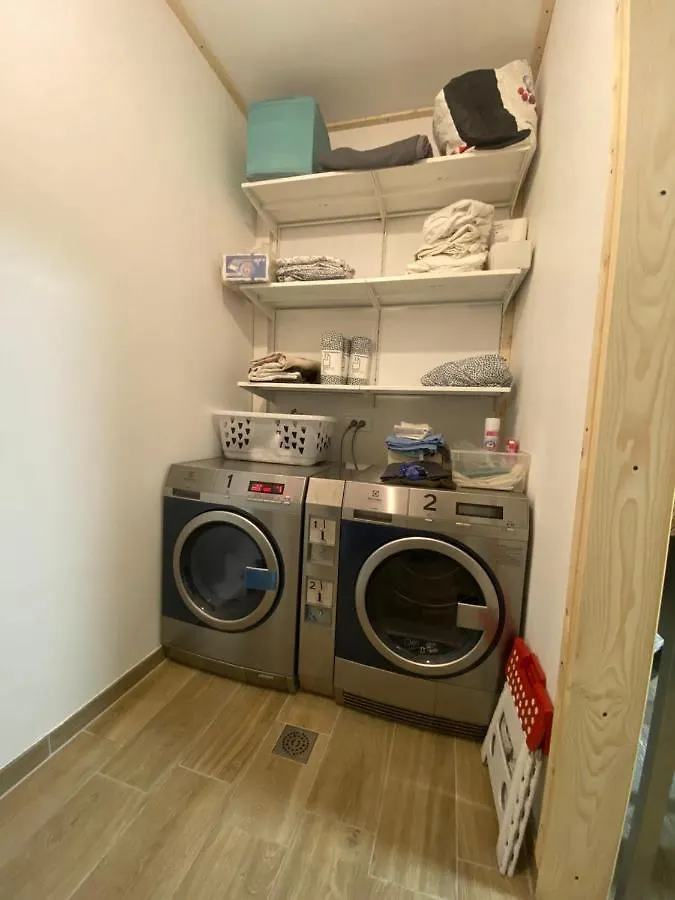 Bohobos Hostel 앙티브