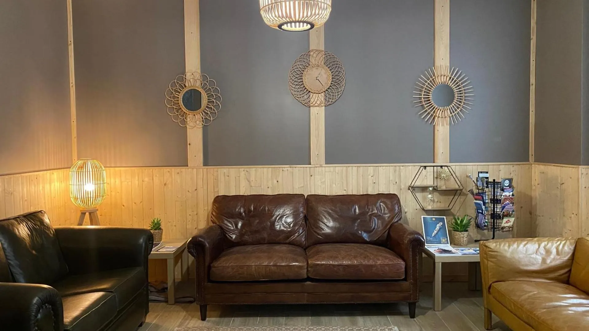 Bohobos Hostel 앙티브
