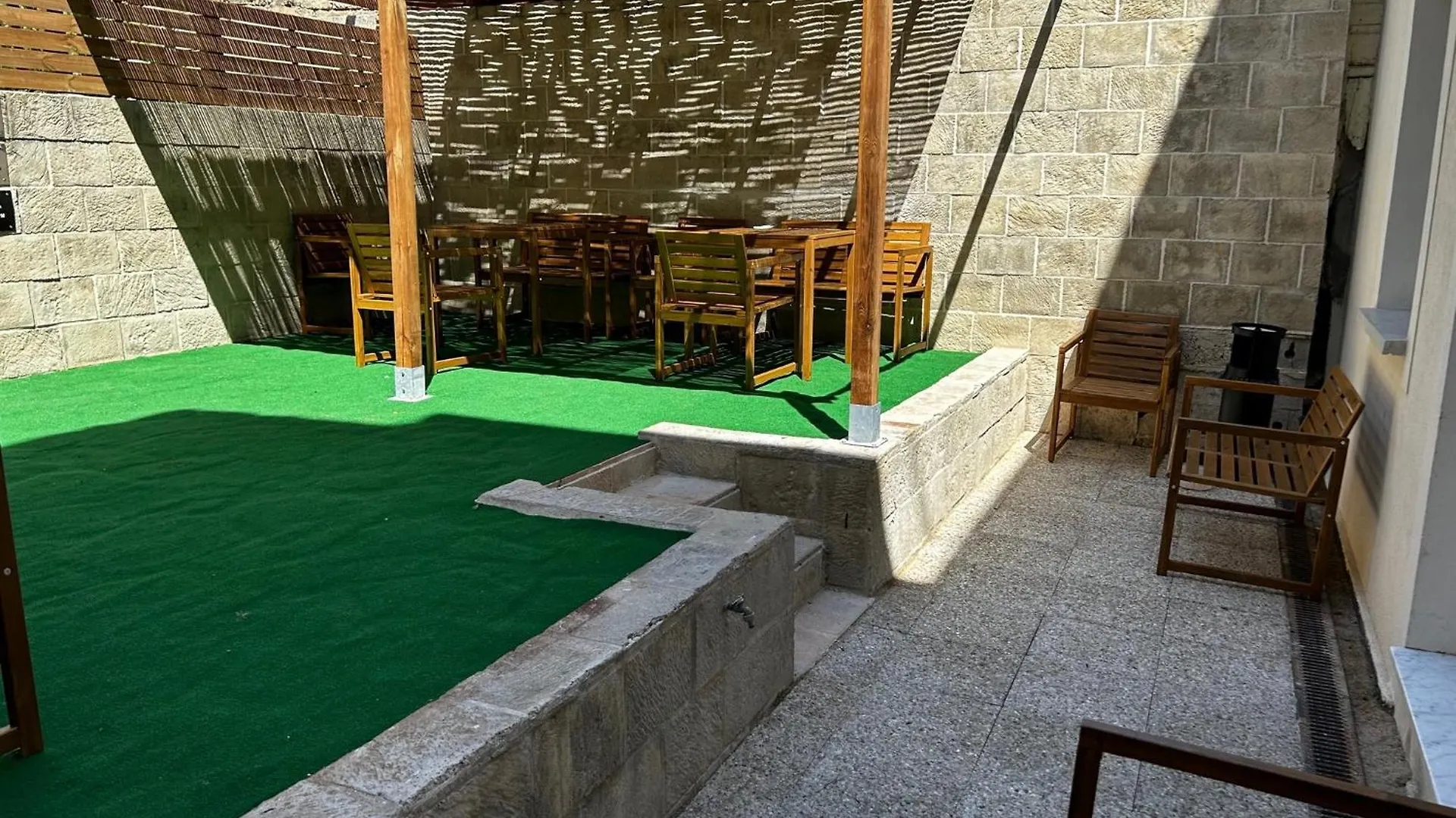 Bohobos Hostel 앙티브 프랑스