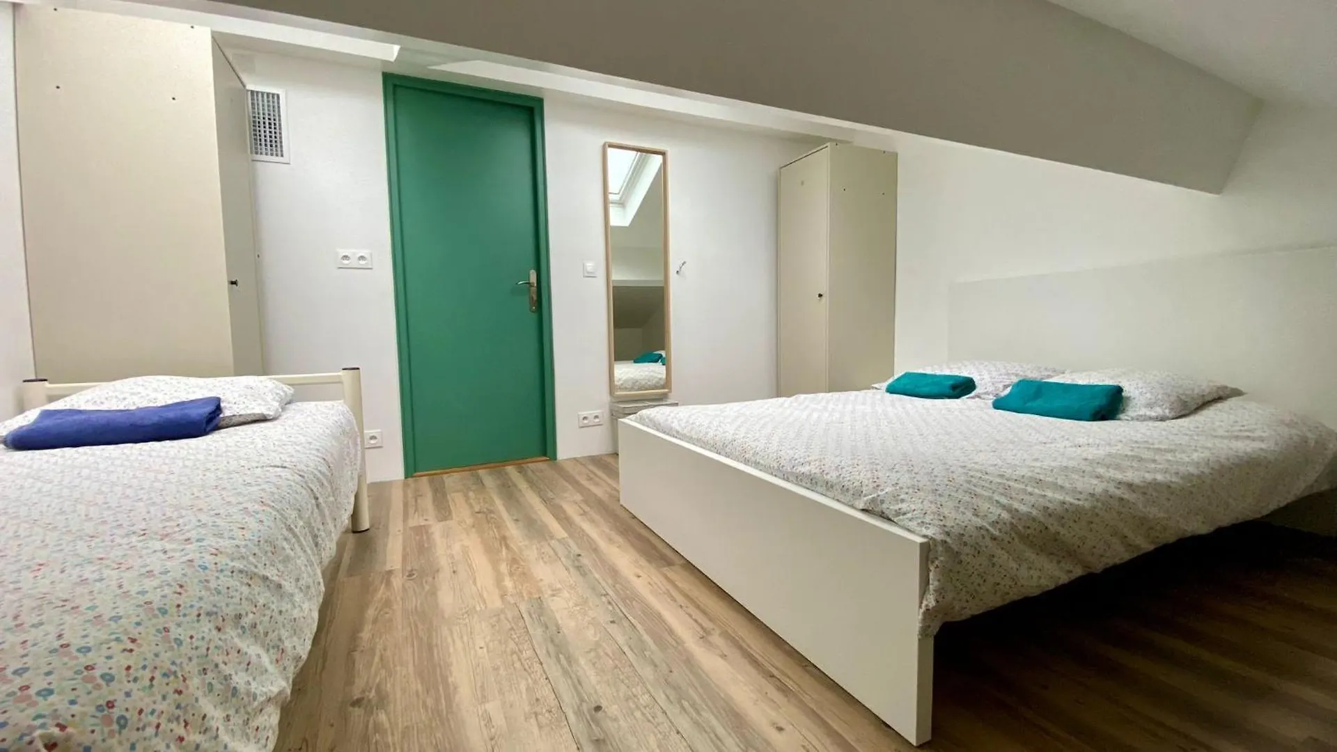 Bohobos Hostel 앙티브 0*,